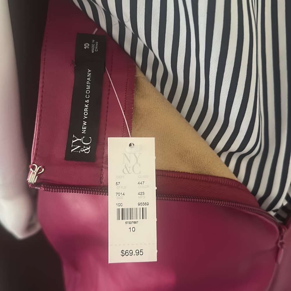 Adorable burgundy faux leather skirt! Tag still on! - Picture 6 of 6